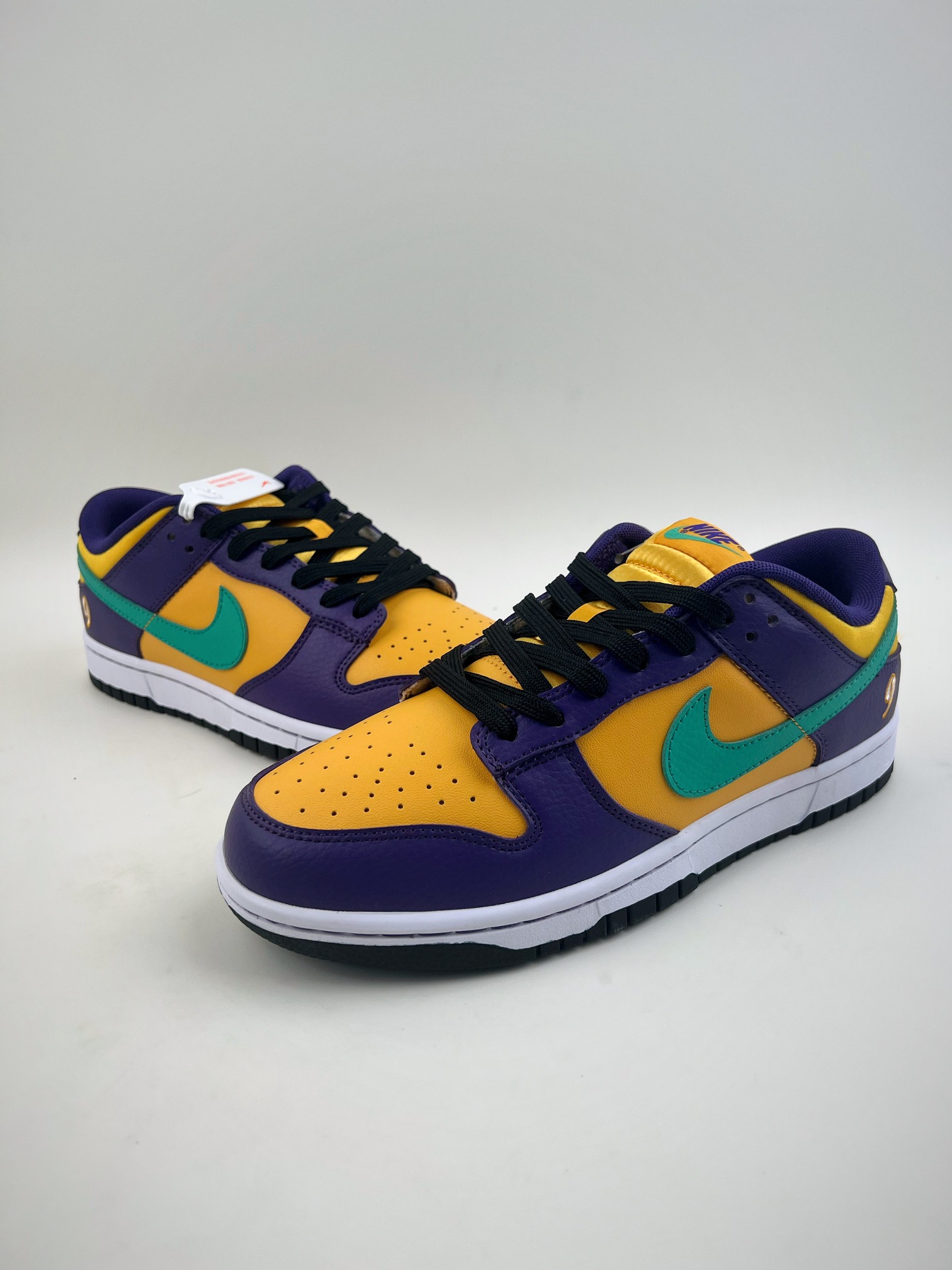 220 Nike Dunk Low ”Lisa Leslie” 经典休闲板鞋 DO9581-500