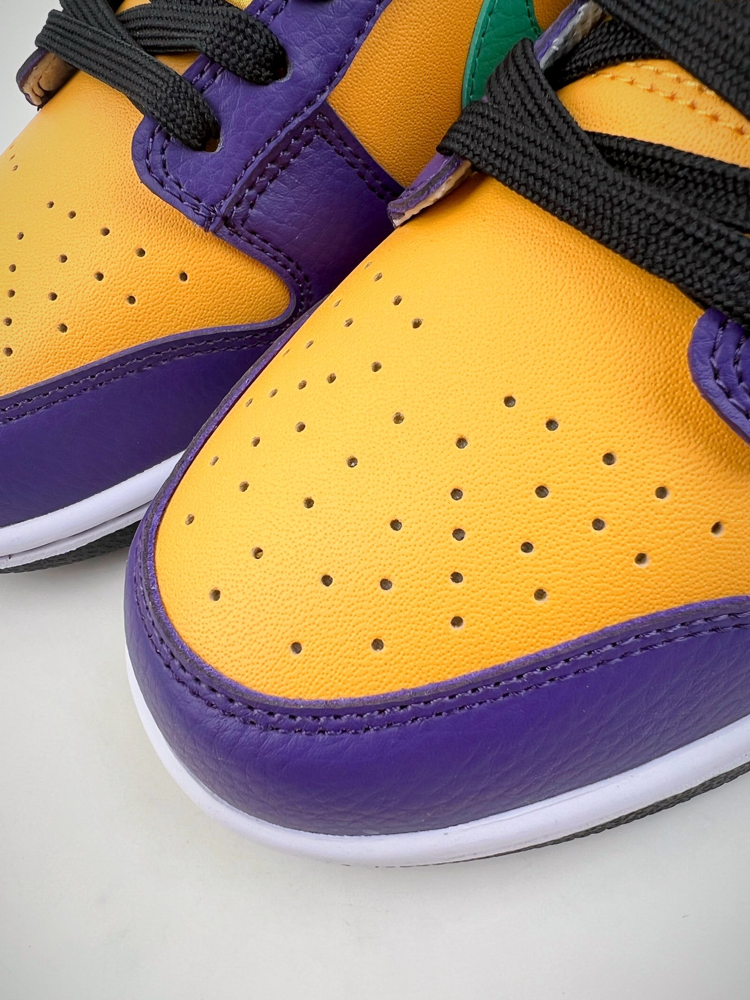 220 Nike Dunk Low ”Lisa Leslie” 经典休闲板鞋 DO9581-500