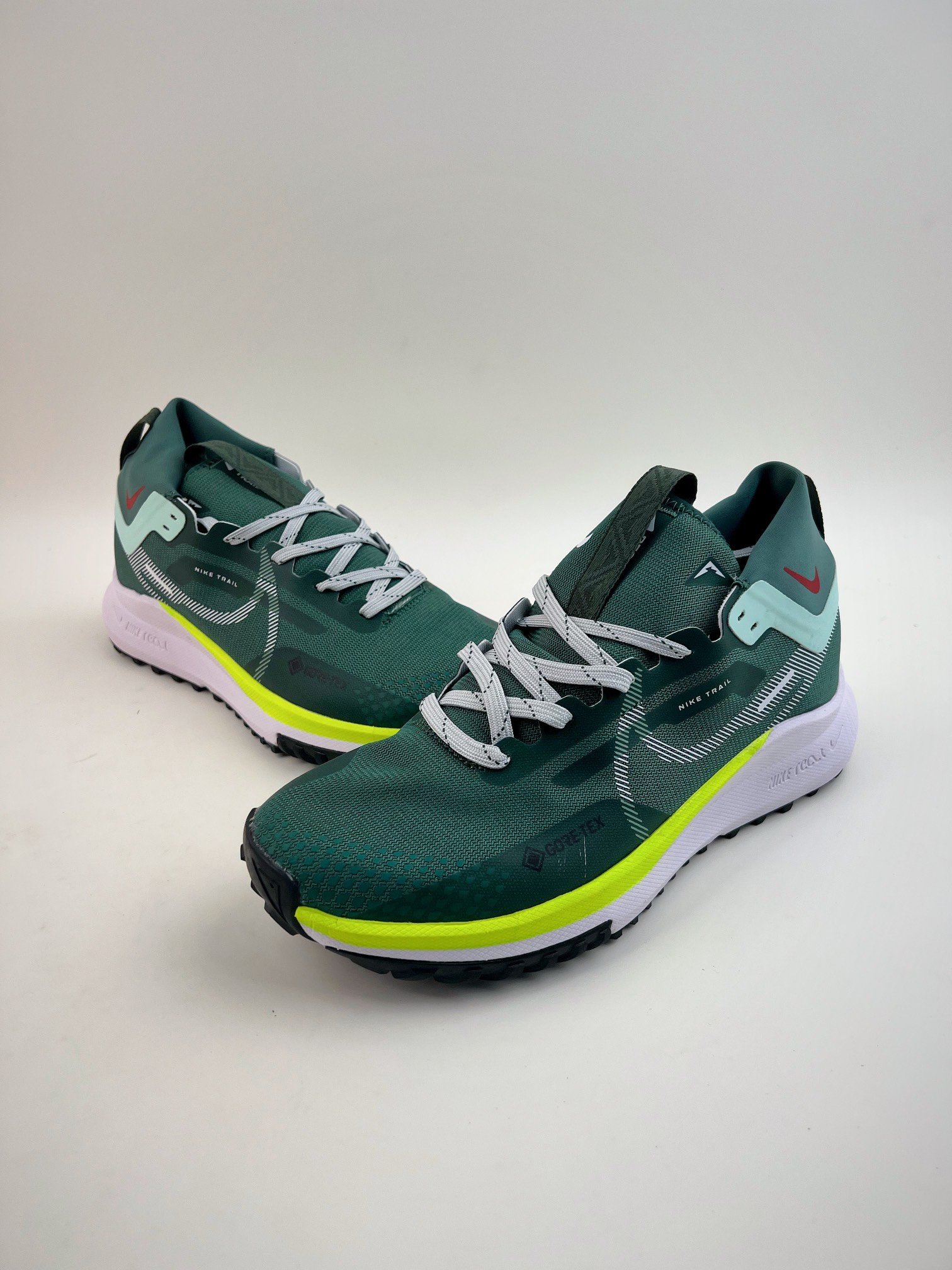 170 Nike React Pecasus Trail 4 GORE-TEX 飞马涡踪迹4代瑞亚版越跑鞋 DJ7926-004