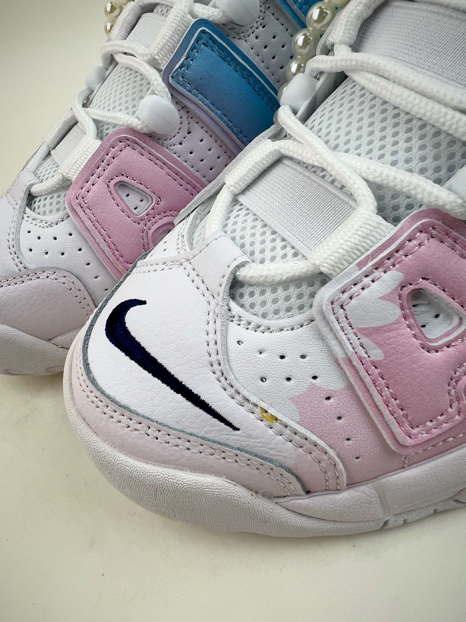 260 Air More Uptempo 代表着历史最高版本皮蓬 DH9719-100