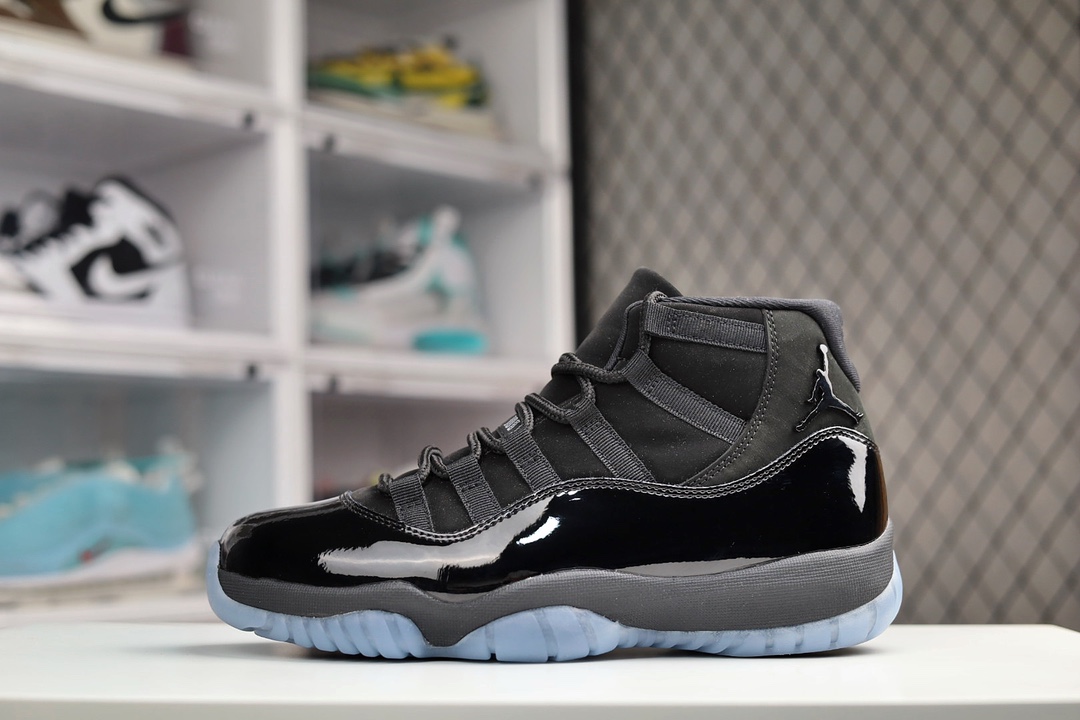 J5 原装级别Air Jordan 11 Retro “Cap and Gown” 乔11高帮黑武士  纯原出品 原楦原纸板 原厂皮料 质感细腻 标志性美人尖 正确水晶蓝底 特殊工艺抗氧化处理 原厂碳纤板 中底钢印