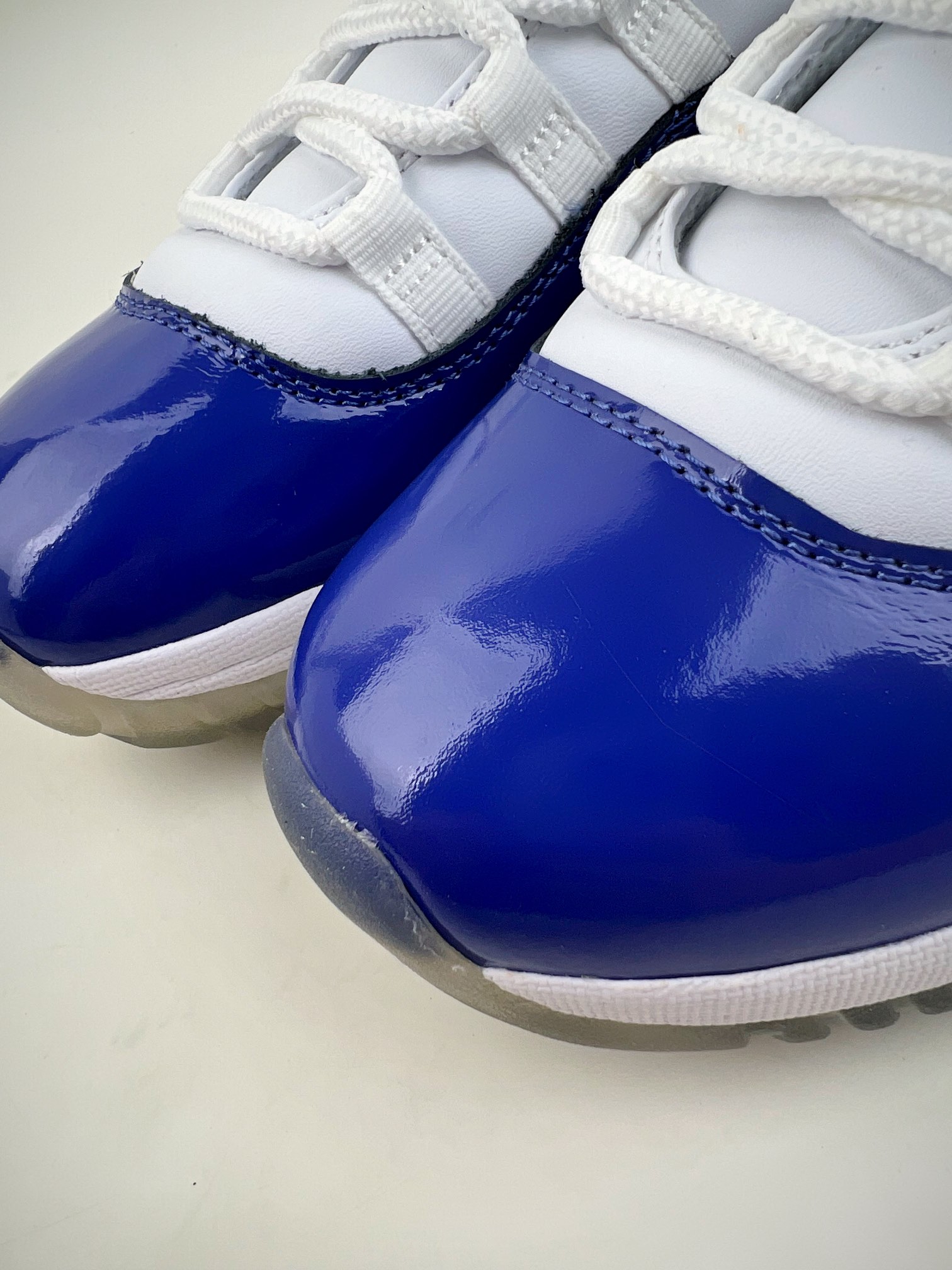 Air Jordan 11 Retro Low White Blue Kang Buckle AH7860-100