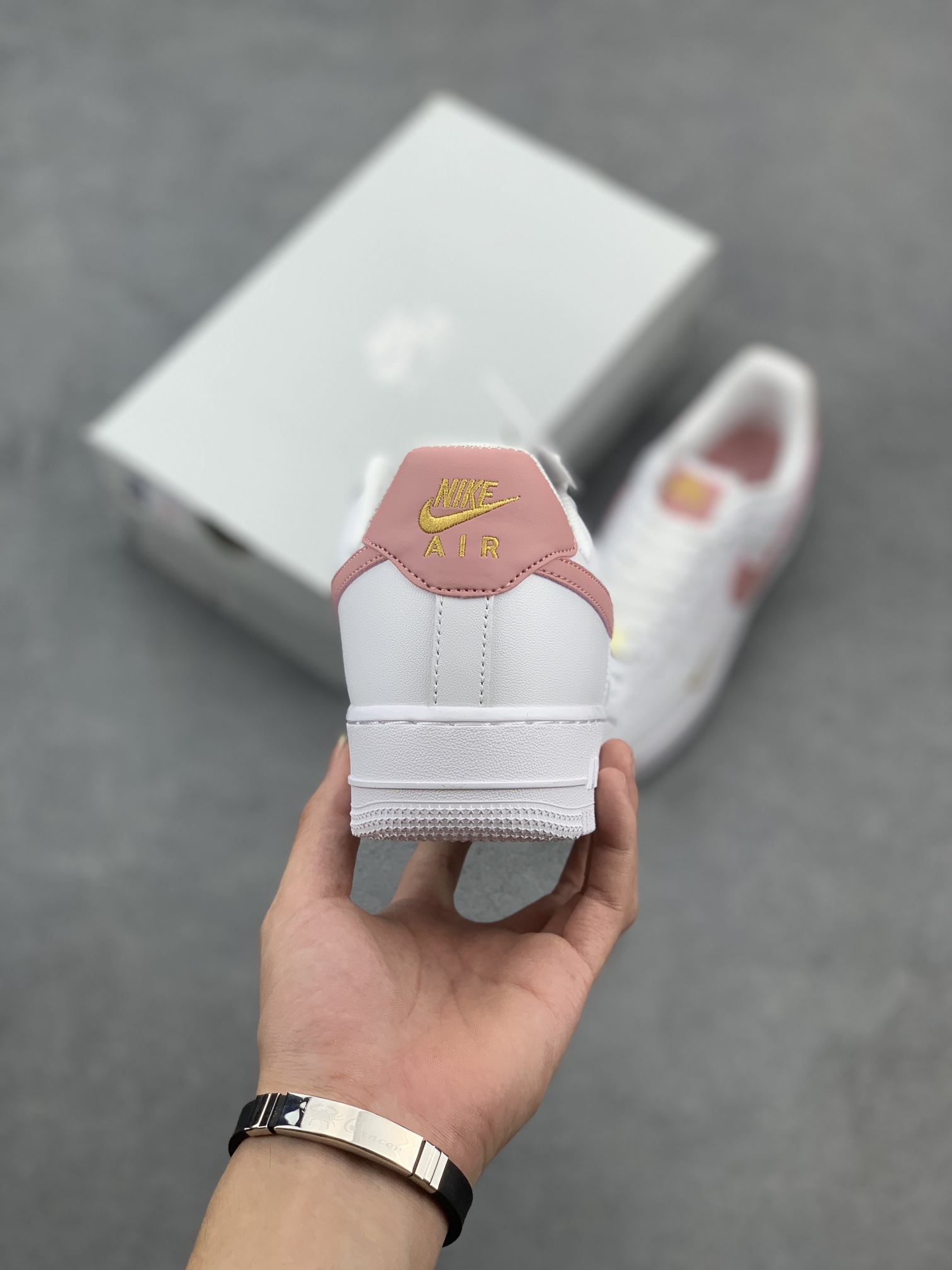 Nike Air Force 1 Low White Pink Gold Casual Sneakers CZ0270-103 5 i1661622588 5613 3
