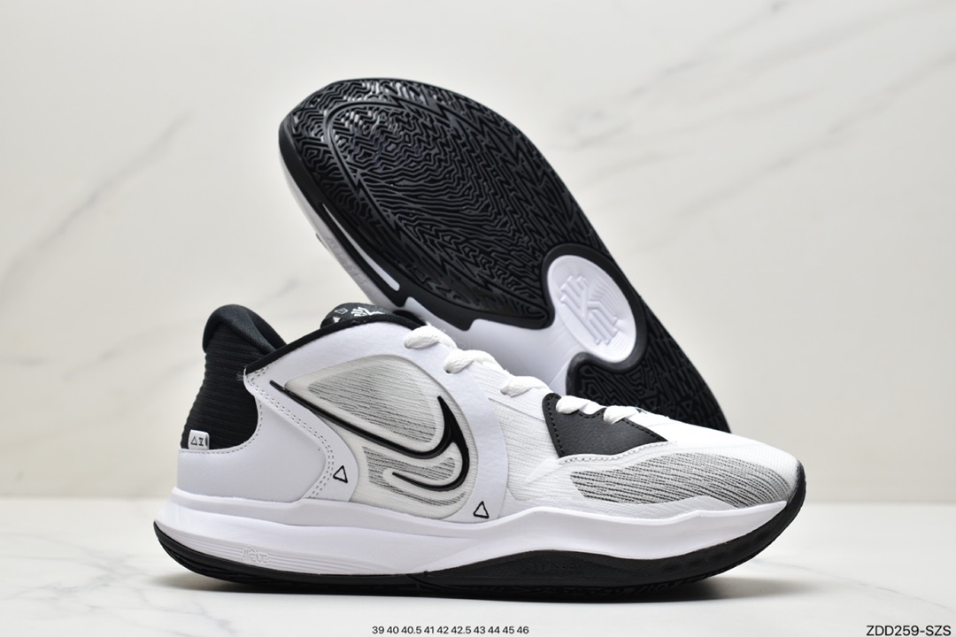 240 Nike Zoom KD15全新的 Zoom KD 15使用了全掌DC1975-003