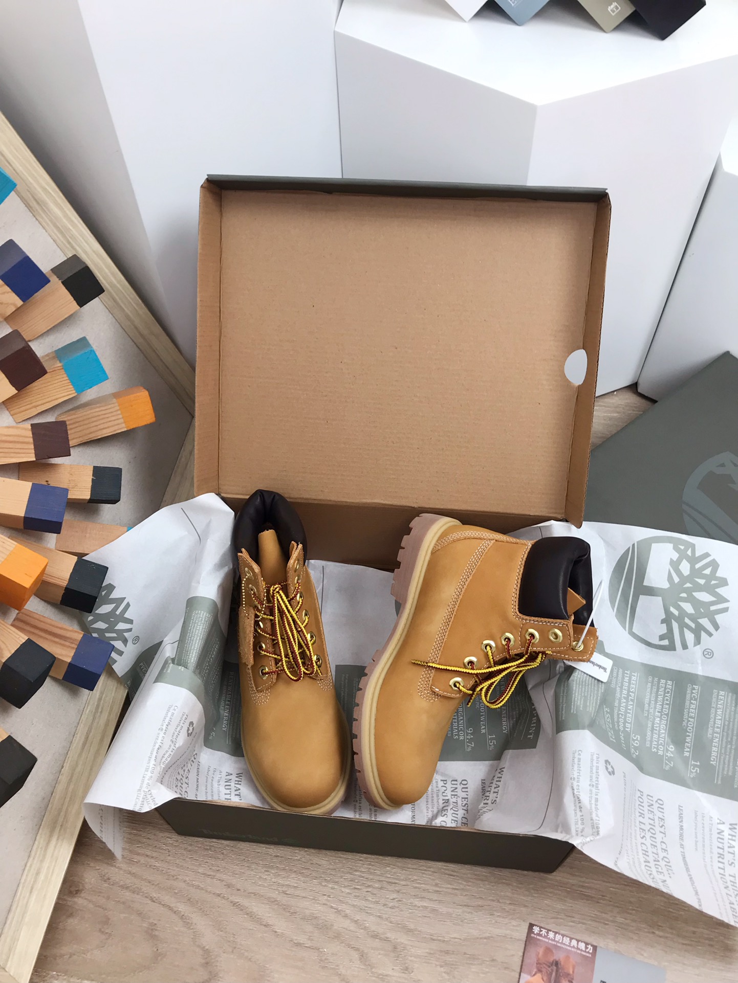 Timberland 6 Inch Leather Boots: Price, Sizes, Packaging, and Gender Distribution - 图片 4