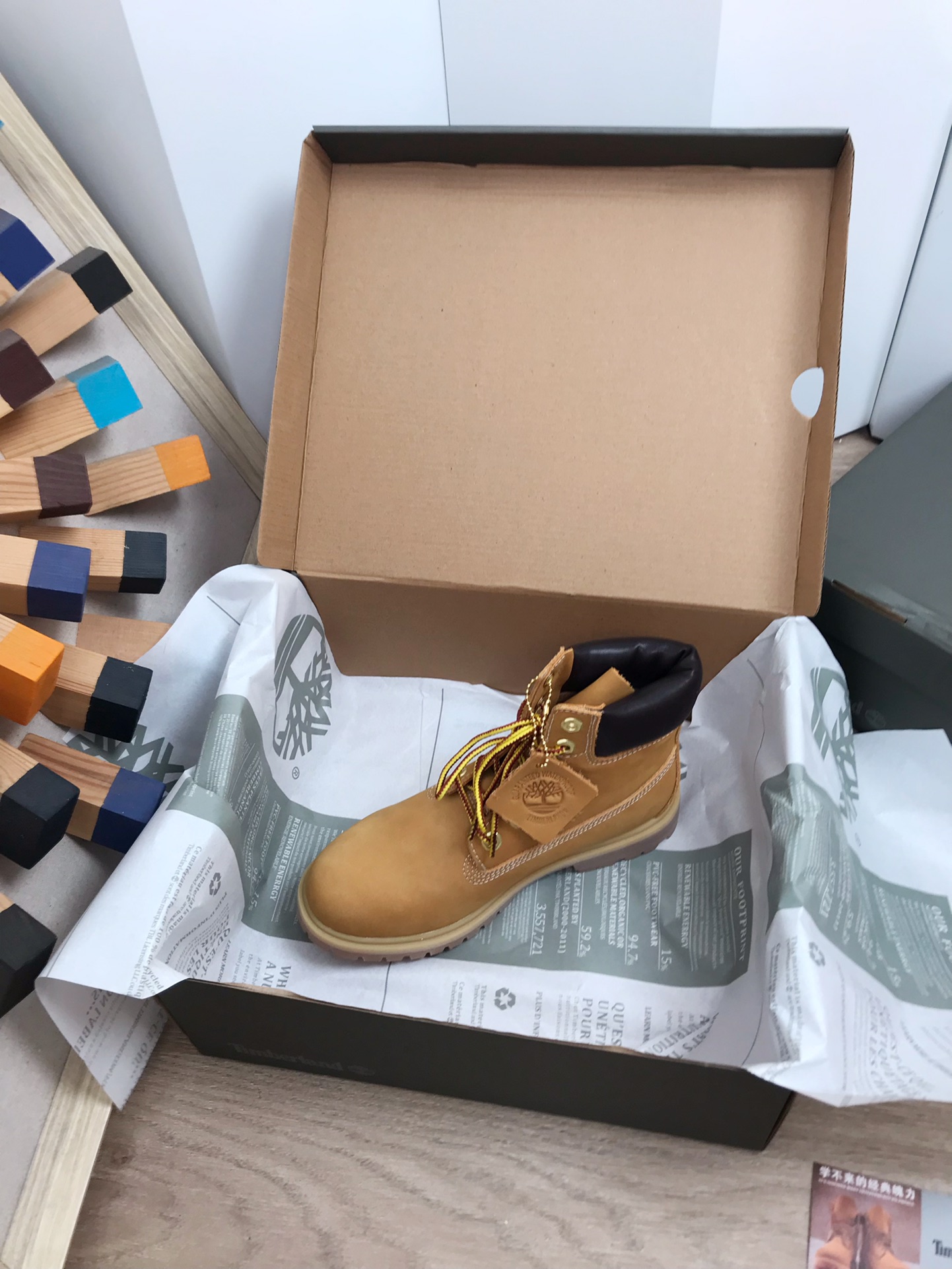 Timberland 6 Inch Leather Boots: Price, Sizes, Packaging, and Gender Distribution - 图片 9