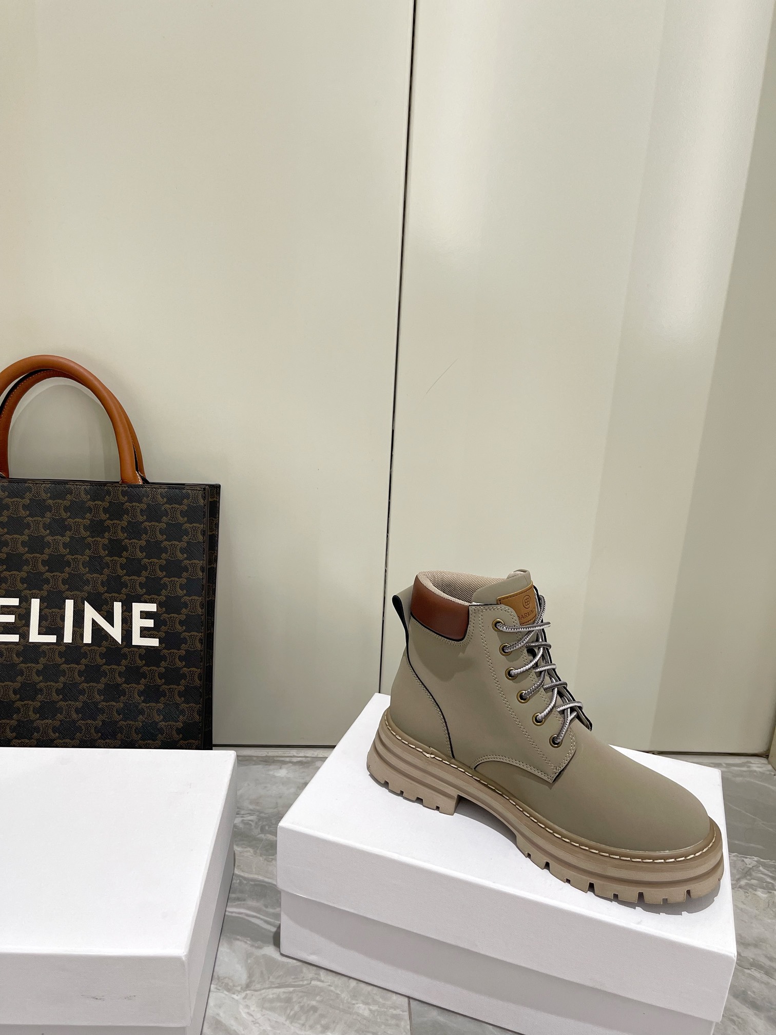 “Chome Hearts 2022 Crocodile Boots: Stylish and Unique Design for Fall/Winter” - 图片 8