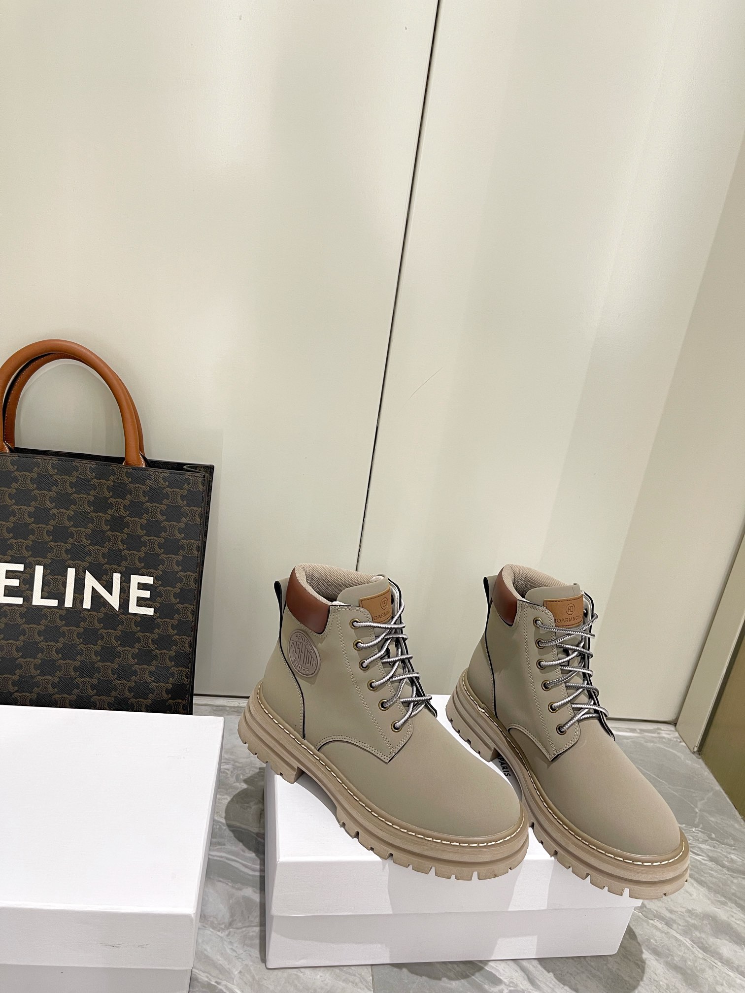 “Chome Hearts 2022 Crocodile Boots: Stylish and Unique Design for Fall/Winter” - 图片 4