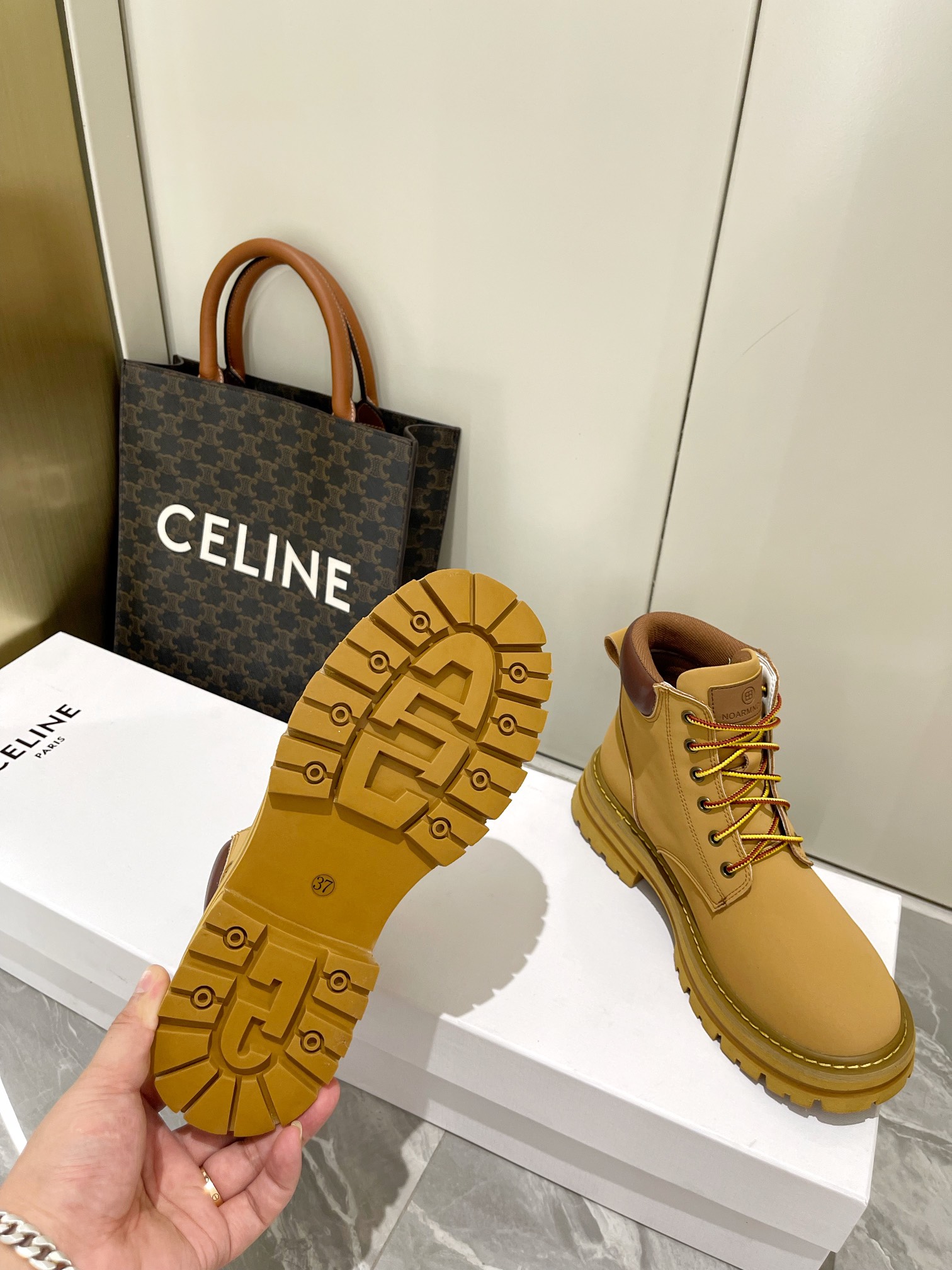 “Chrome Hearts 2022 Crocodile Boots: Stylish and Unique Design, Ideal for Fall/Winter Fashion” - 图片 6