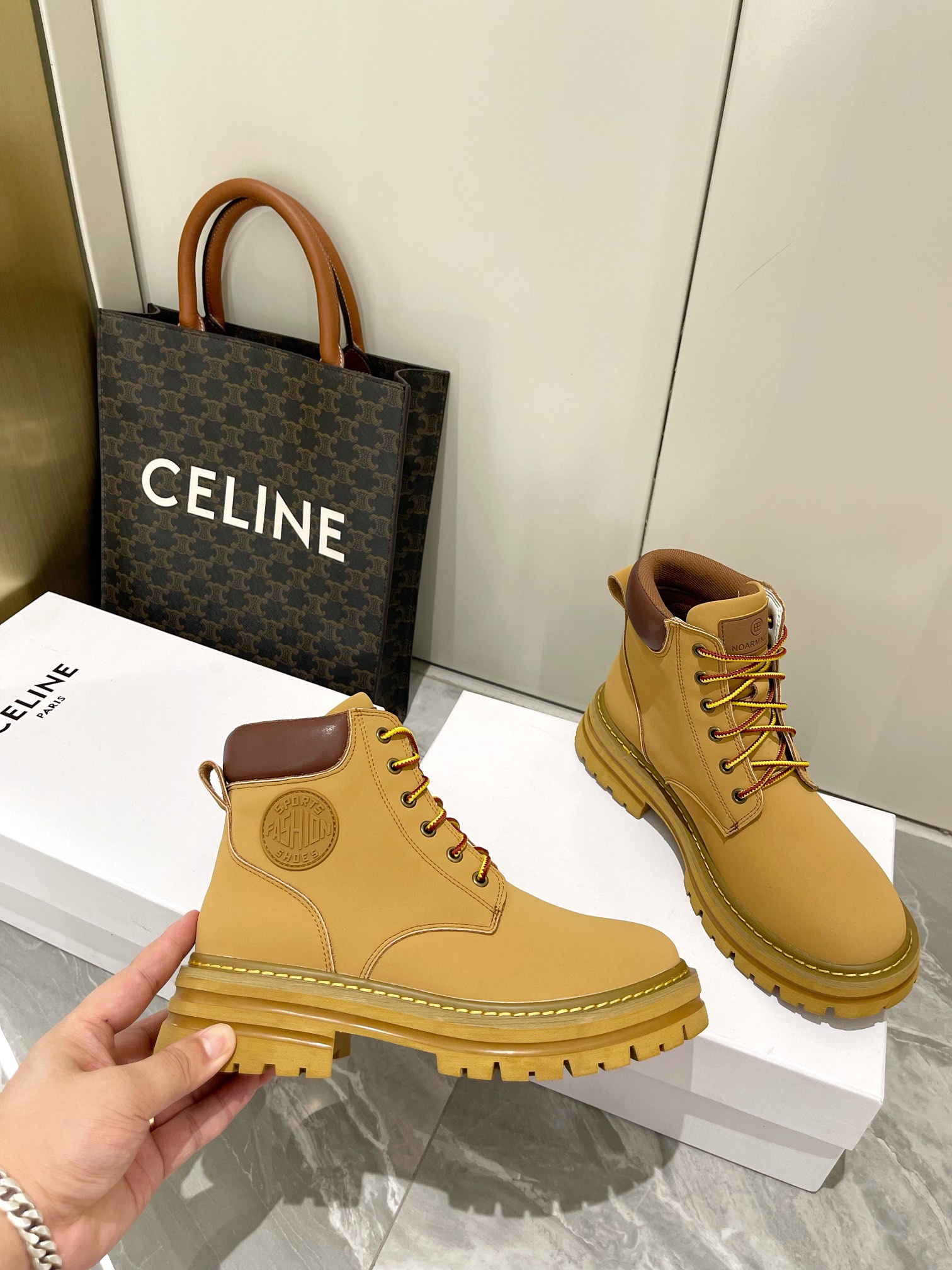 “Chrome Hearts 2022 Crocodile Boots: Stylish and Unique Design, Ideal for Fall/Winter Fashion” - 图片 5