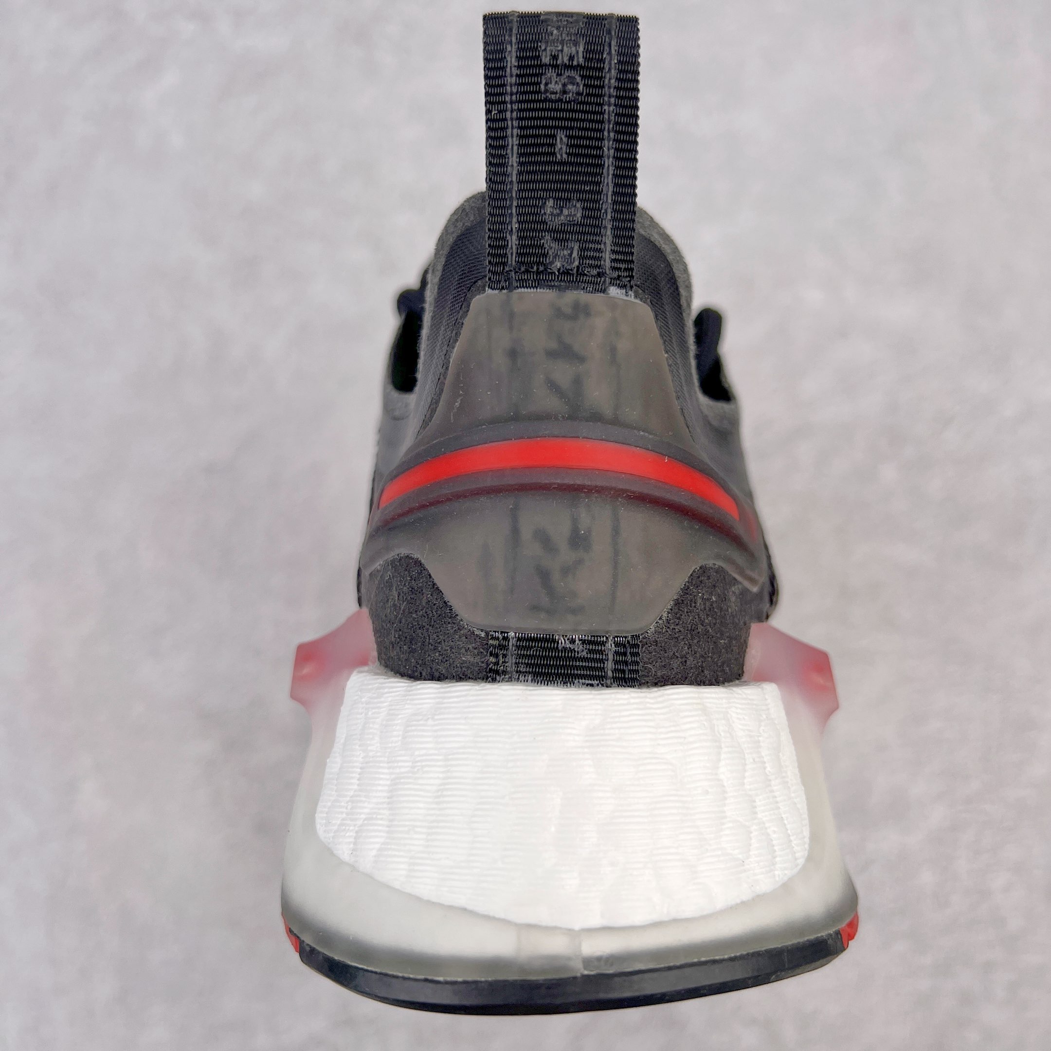 图片[8]-💰90 ＃开学季福利‼AD Originals NMD V3 Boost 爆米花缓震跑鞋 缓震装置意味着良好的氛围永无止境 无尽的能量回馈让您在夜幕降临时感到舒适 透明鞋跟夹和带斑点的TPU中底使渐进式探索更加完美 Size：36 36.5 37 38 38.5 39 40 40.5 41 42 42.5 43 44 44.5 45 编码：by1936060-运动鞋