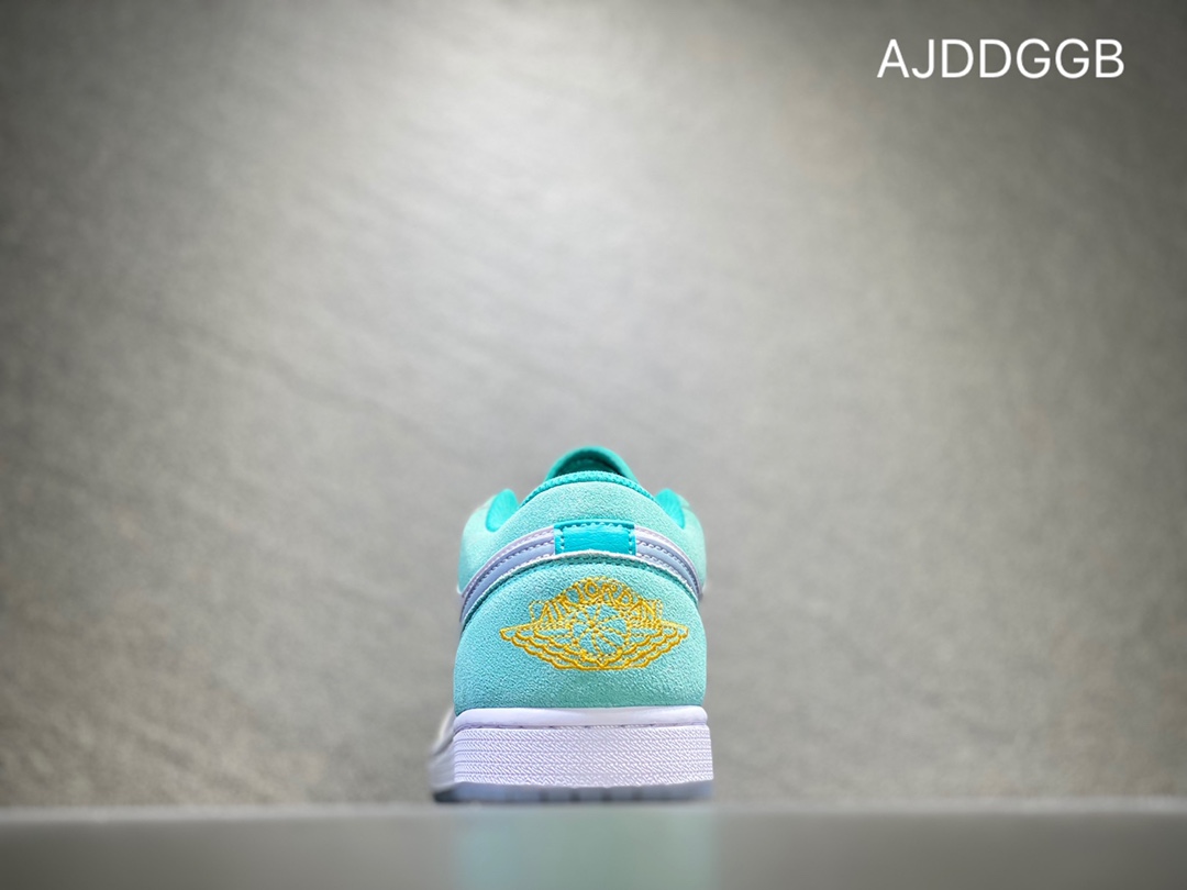 240 Air Jordan 1 Low AJ1 乔1低帮篮球鞋  DN3705-301