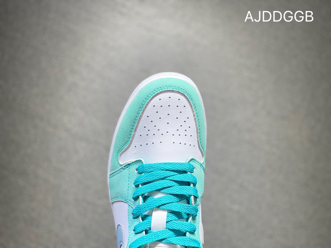 240 Air Jordan 1 Low AJ1 乔1低帮篮球鞋  DN3705-301