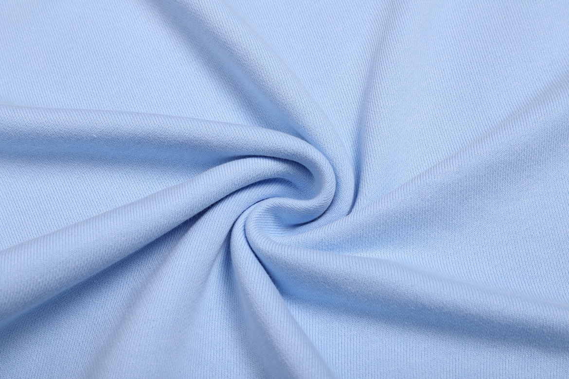 “High-End Women’s Suit with AMI Macalon Heart Embroidery and Cotton Fabric – Quality Package” - 图片 9