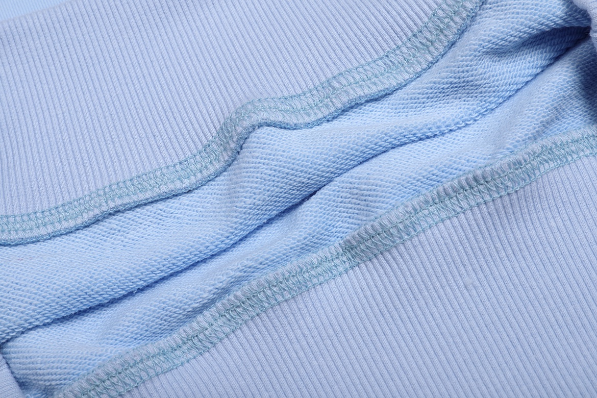 “High-End Women’s Suit with AMI Macalon Heart Embroidery and Cotton Fabric – Quality Package” - 图片 5