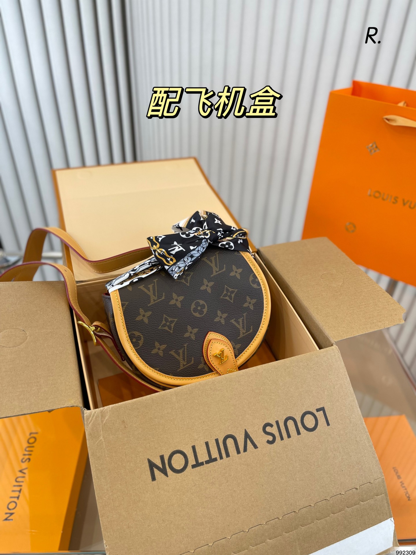 J5 飞机盒  Louis Vuitton 路易威登 LV 中古小猪马鞍包Tambourin 小巧可爱的容貌却不影响它的容量 颜值绝绝王炸款 尺寸18 15