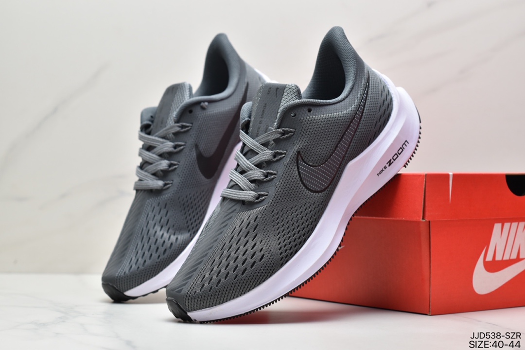 130 耐克Nike Zoom Pegasus Turbo 登月超轻透气跑鞋