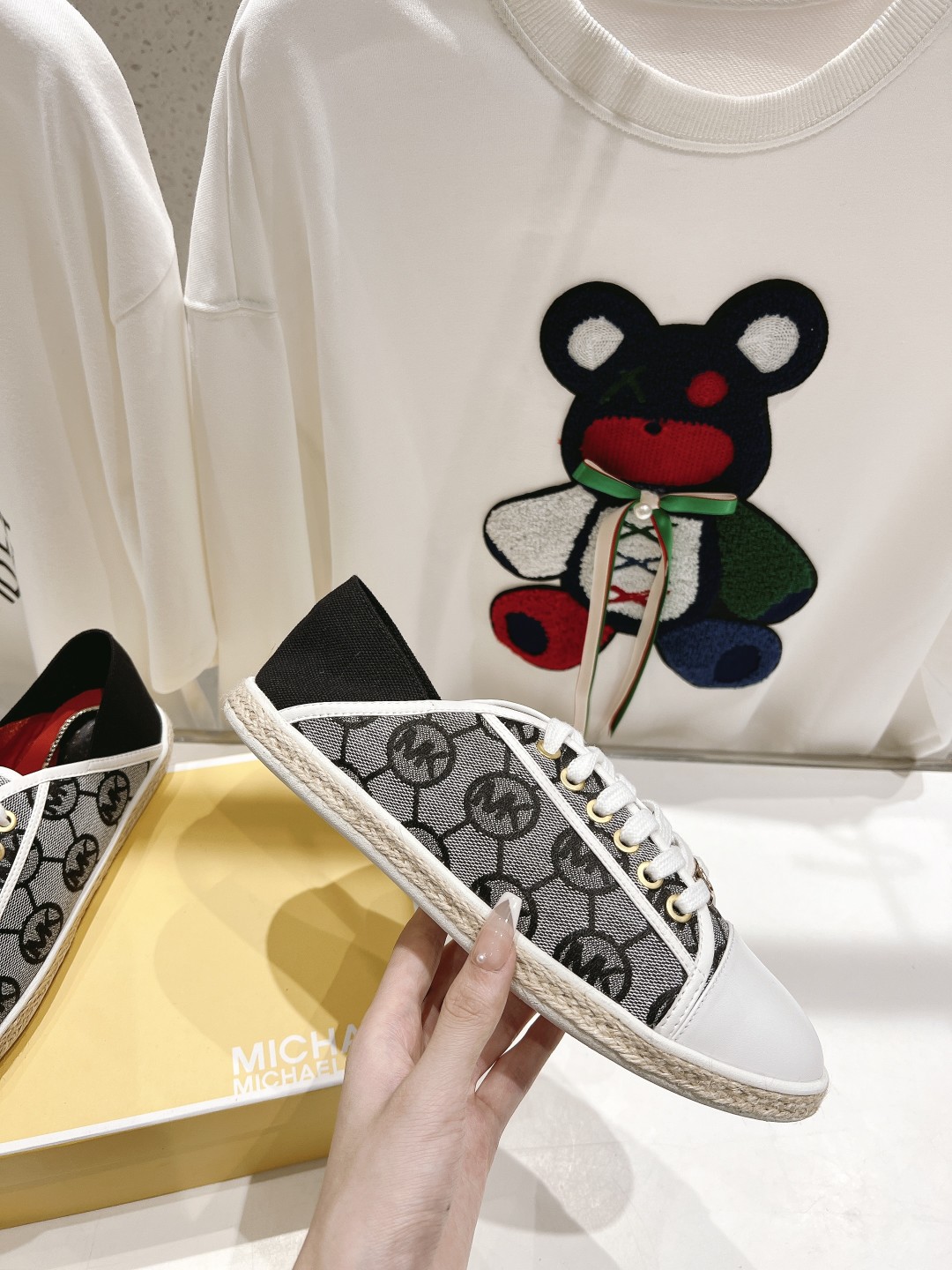 Michael Kors 2022 Recreational Shoes: Superstar Net Red Grass, Gold Button, Size 35-40. - 图片 5