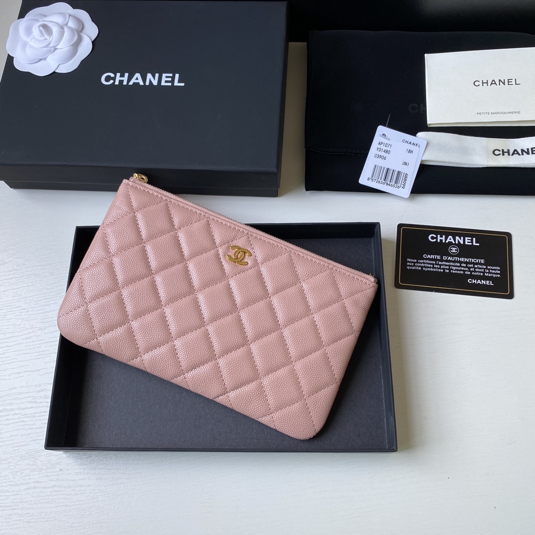 Chanel 新款球纹菱格零钱包/手拿随身包。尺寸：20x12.2x1cm