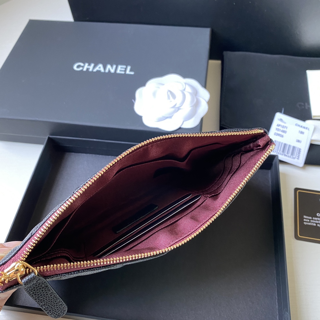 Chanel 新款球纹菱格零钱包/手拿随身包。尺寸：20x12.2x1cm