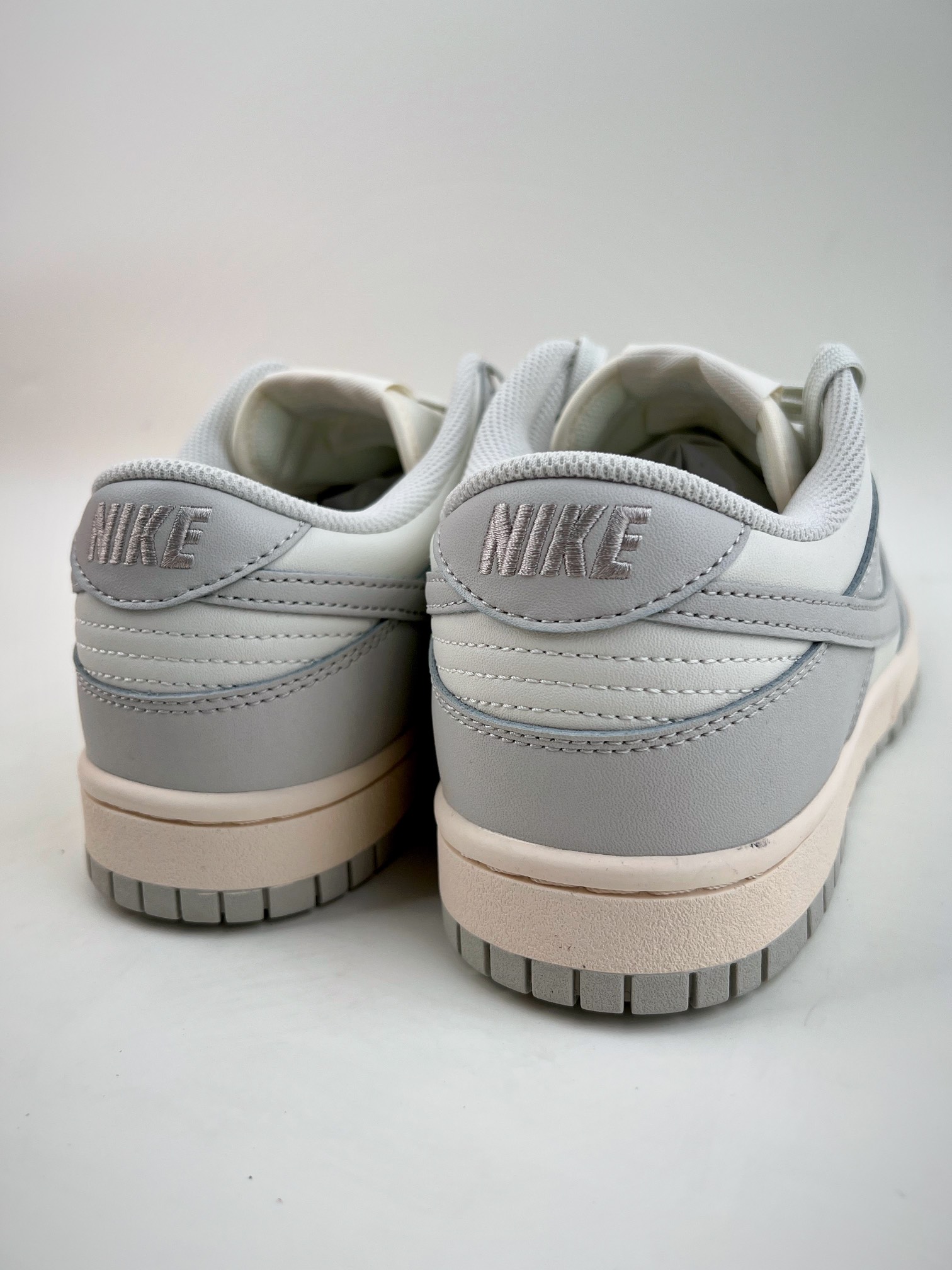 280 Nike SB Dunk Low “Light Bone” 骨白 DD1503-107