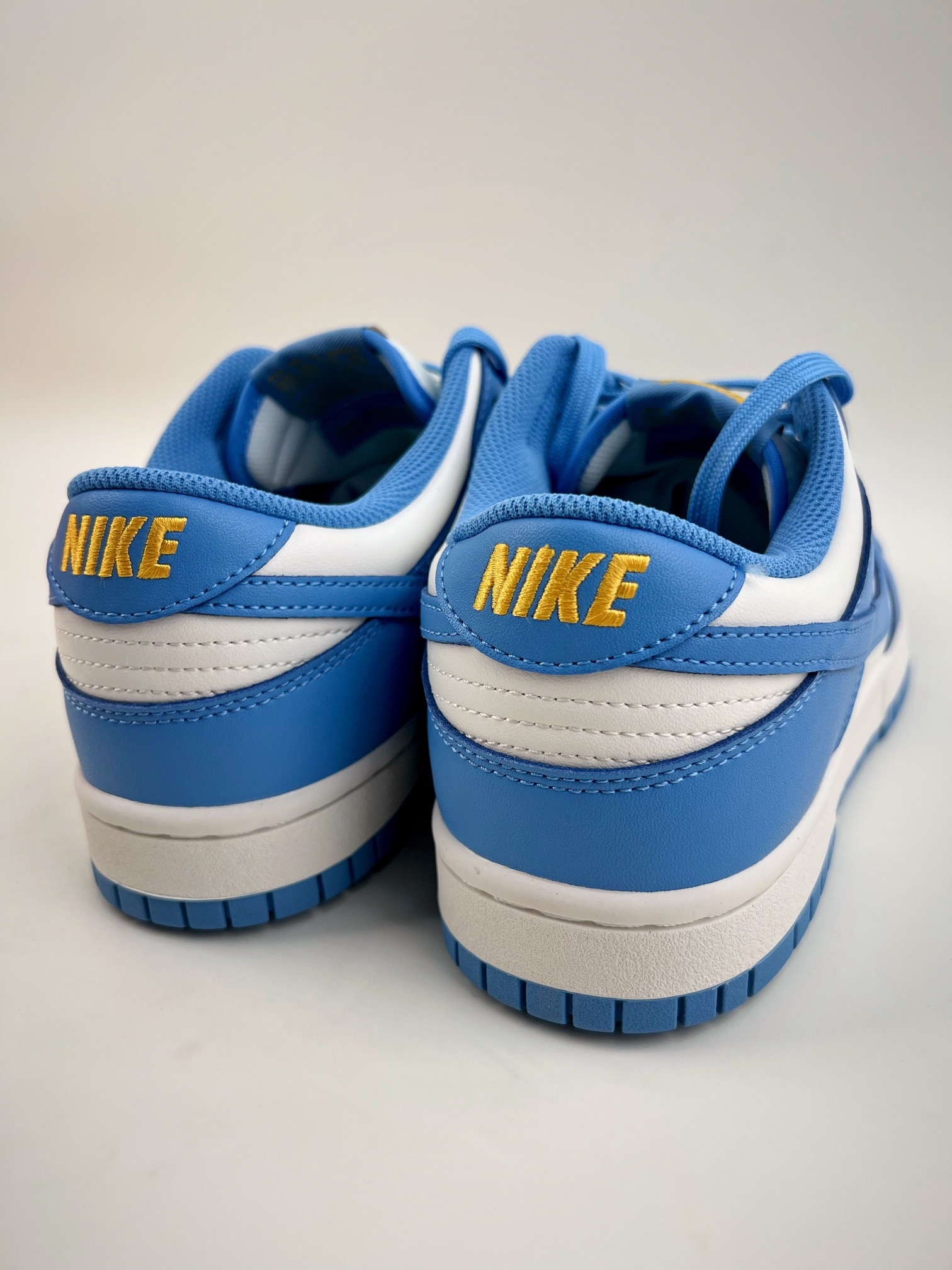 Nike SB Dunk Low ”University Blue” North Carolina Blue DD1391-100