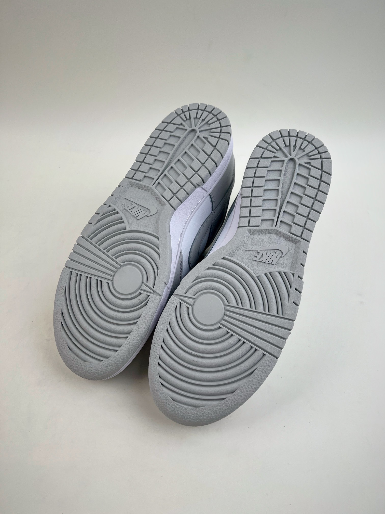 280 Nike SB Dunk Low ”Grey Fog” 灰白 DD1391-103