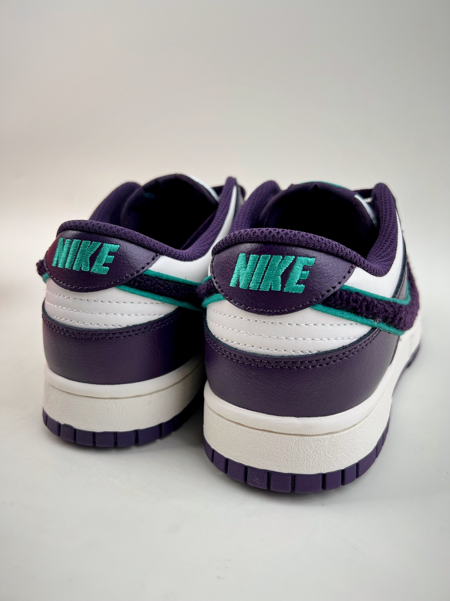 260 Nike Dunk Low Chenille Swoosh 紫葡萄 DQ7683-100