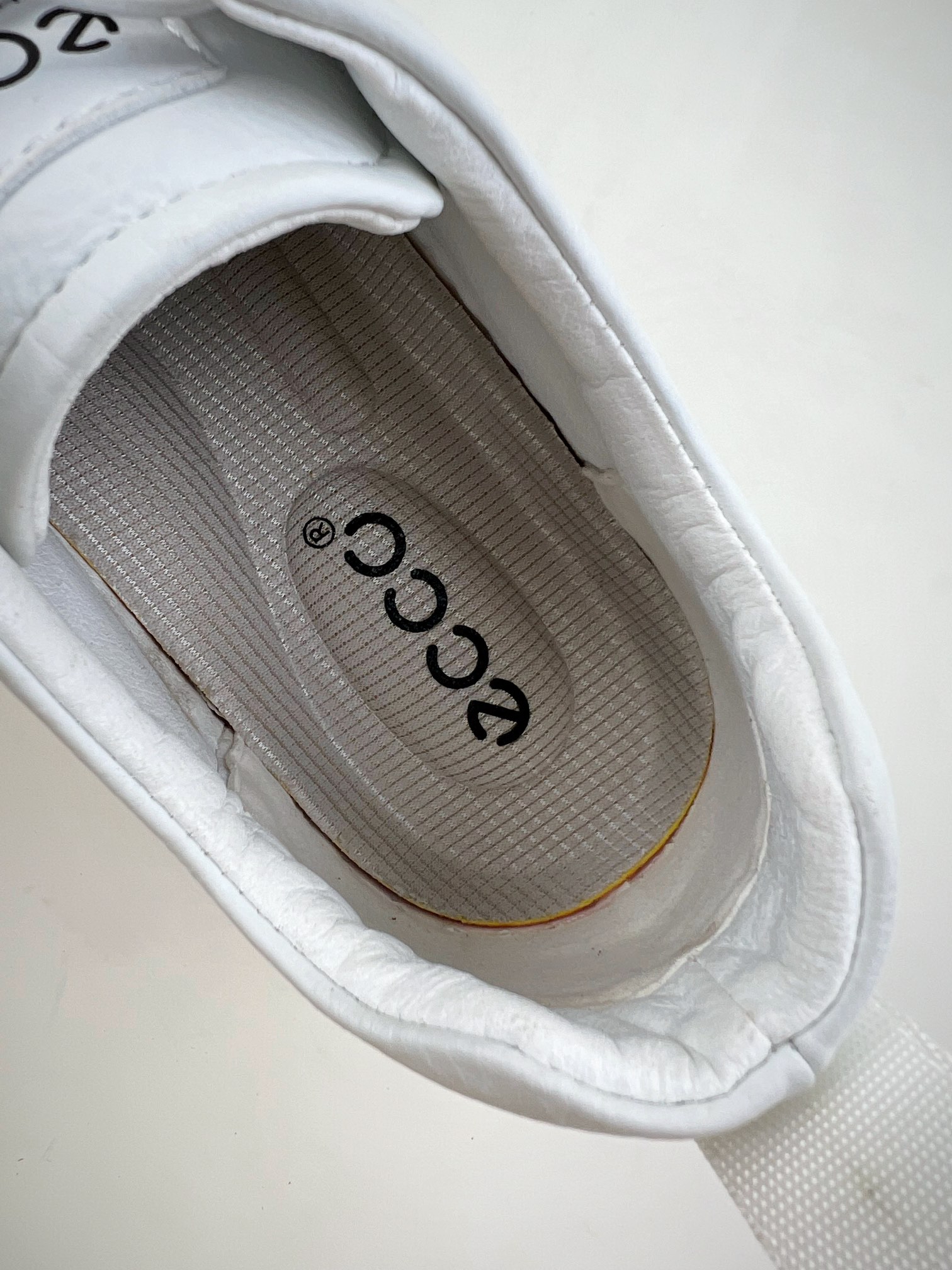 240 ECCO 爱步 黄景瑜同款休闲小皮鞋