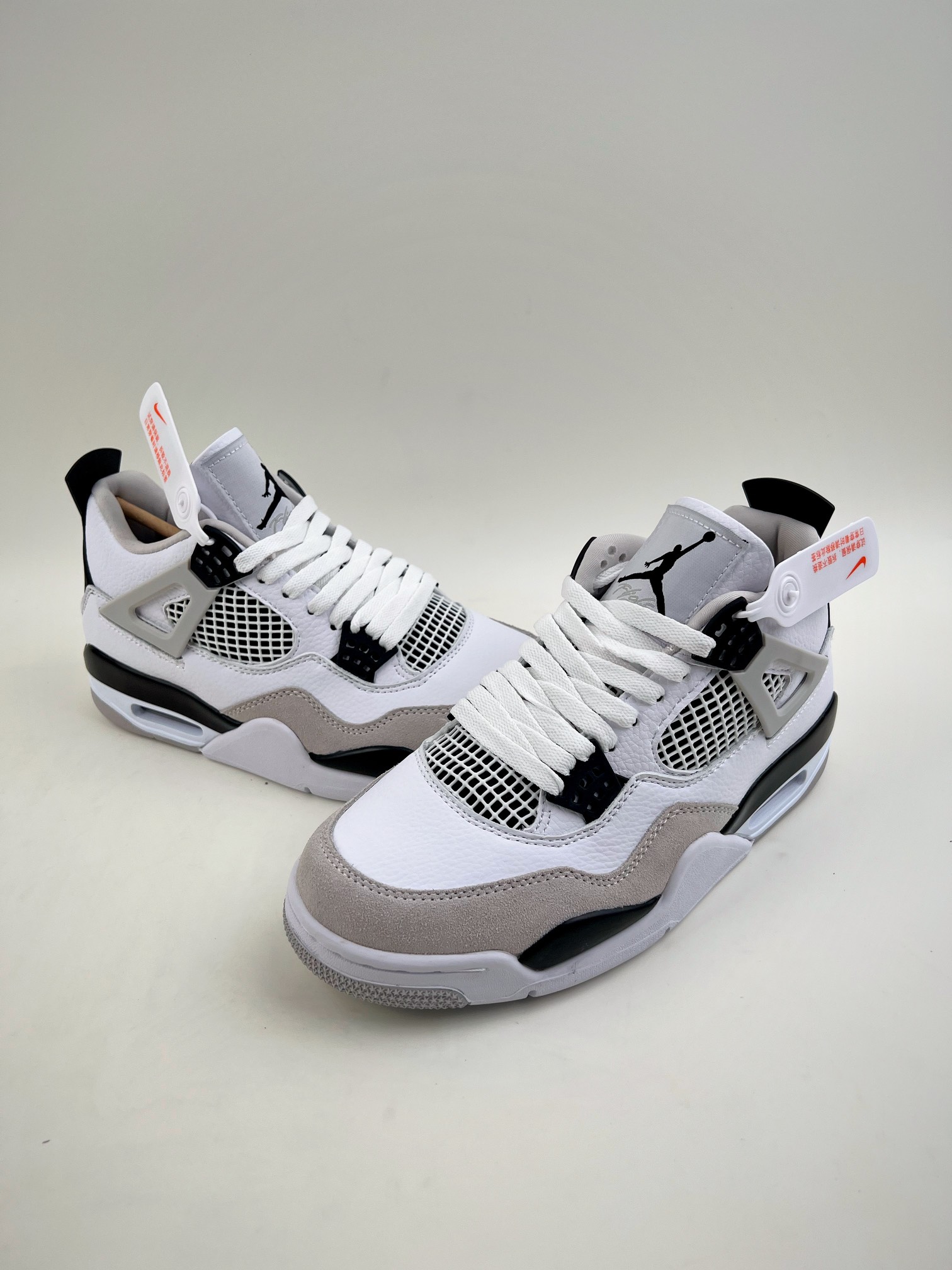 240 Air Jordan 4 Retro“Military Black” 灰白黑小白水泥配色 DH6927-111