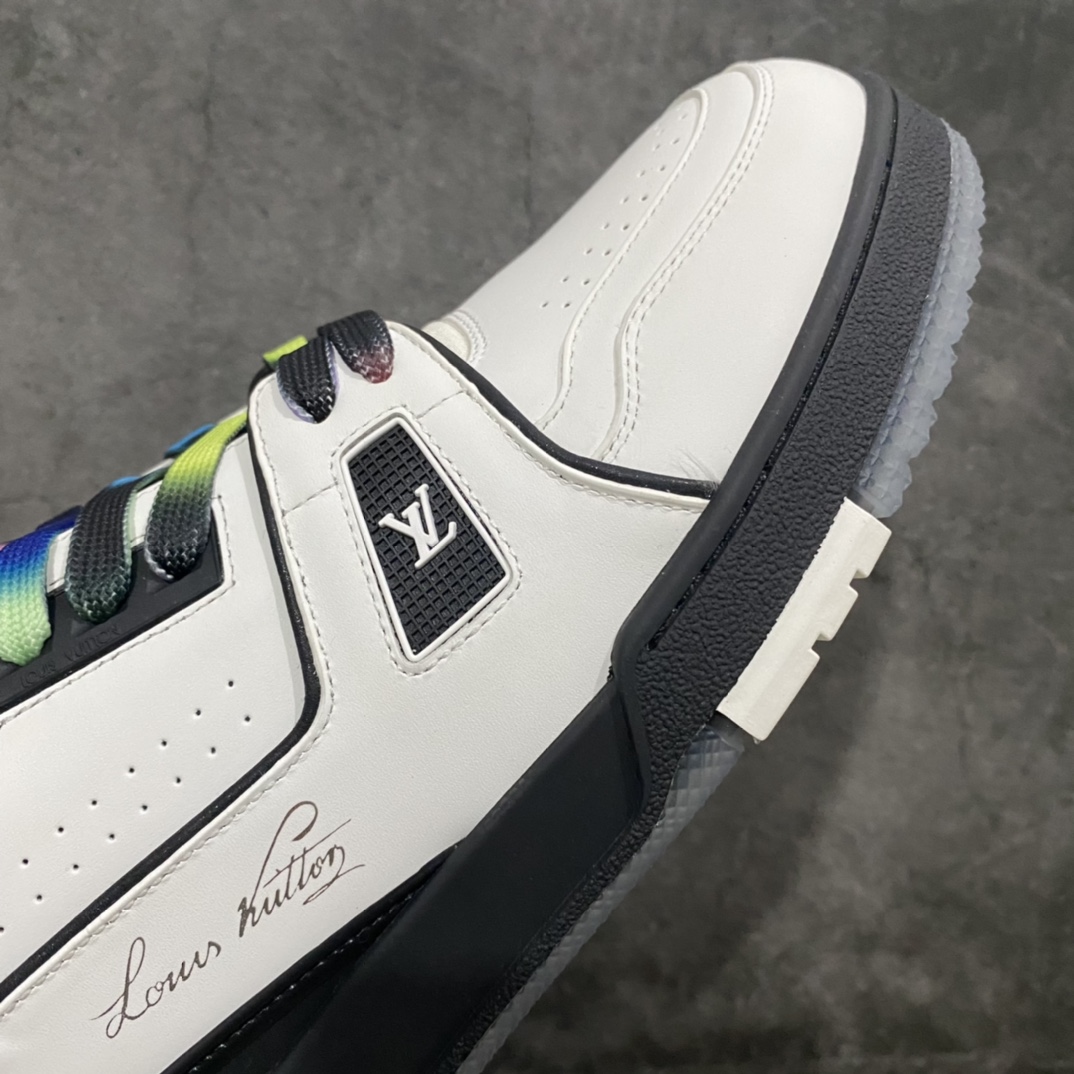 图片[6]-LV Trainer 黑白熊猫彩色鞋带 全市场最好的版本 没有之一 完美鞋型 配件全部一致同步原鞋 下面是随手拍的实拍 实物完美💪🏻 全码：38-45-选品中心