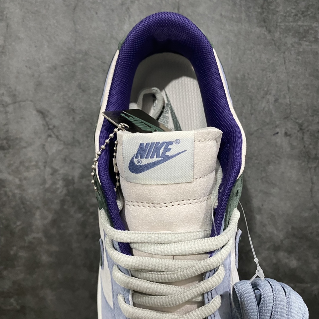 图片[8]-纯原 Otomo Katsuhiro x NK SB Dunk Low \”Steamboy OST\” 大友克洋联名 蒸汽少年系列 LF0039-021 配色以主人公雷为基调 浓重的怀旧味道 秋冬专属配色 鞋身整体采用麂皮材质打造 以摩卡为主色调 在框架以及Swoosh处采用了米白色拼接而成 鞋带、鞋身整体视觉效果十分亮眼 此外鞋舌以及鞋垫则采用了黑色打造 鞋垫上的NK标签采用浅棕色点缀 鞋底则采用白色中底搭配棕色外底呈现 为整个设计收尾 尺码：36 36.5 37.5 38 38.5 39 40 40.5 41 42 42.5 43 44 44.5 45 46-选品中心