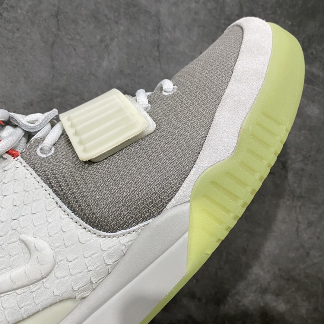 图片[6]-外贸纯原NK Air Yeezy 2 NRG FEN 灰椰子 508214-010 椰子侃爷球鞋代表之作 每一个sneaker都会梦寐以求的神鞋 情怀无价 公司货3万+ 已经绝迹 全网几乎找不到一双成色好的原鞋 原厂工艺满足你的一切需求 代工厂高层客供档案模具 国企关系订购原厂材料 原厂手工七道程序 原厂标 尺码：40.5 41 42 42.5 43 44 44.5 45 46 47.5-选品中心