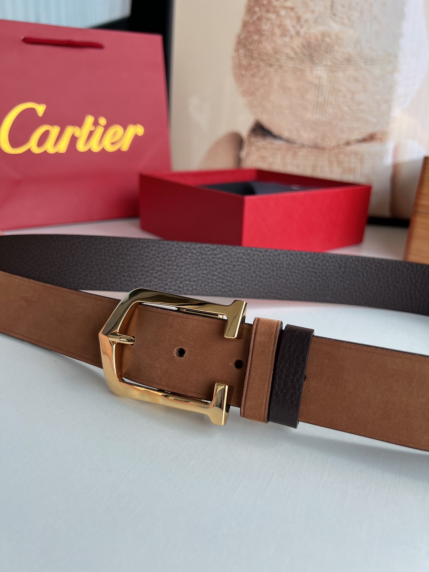 Cartier卡地亚  3.5cm精致针式扣搭配进口头层牛皮腰带