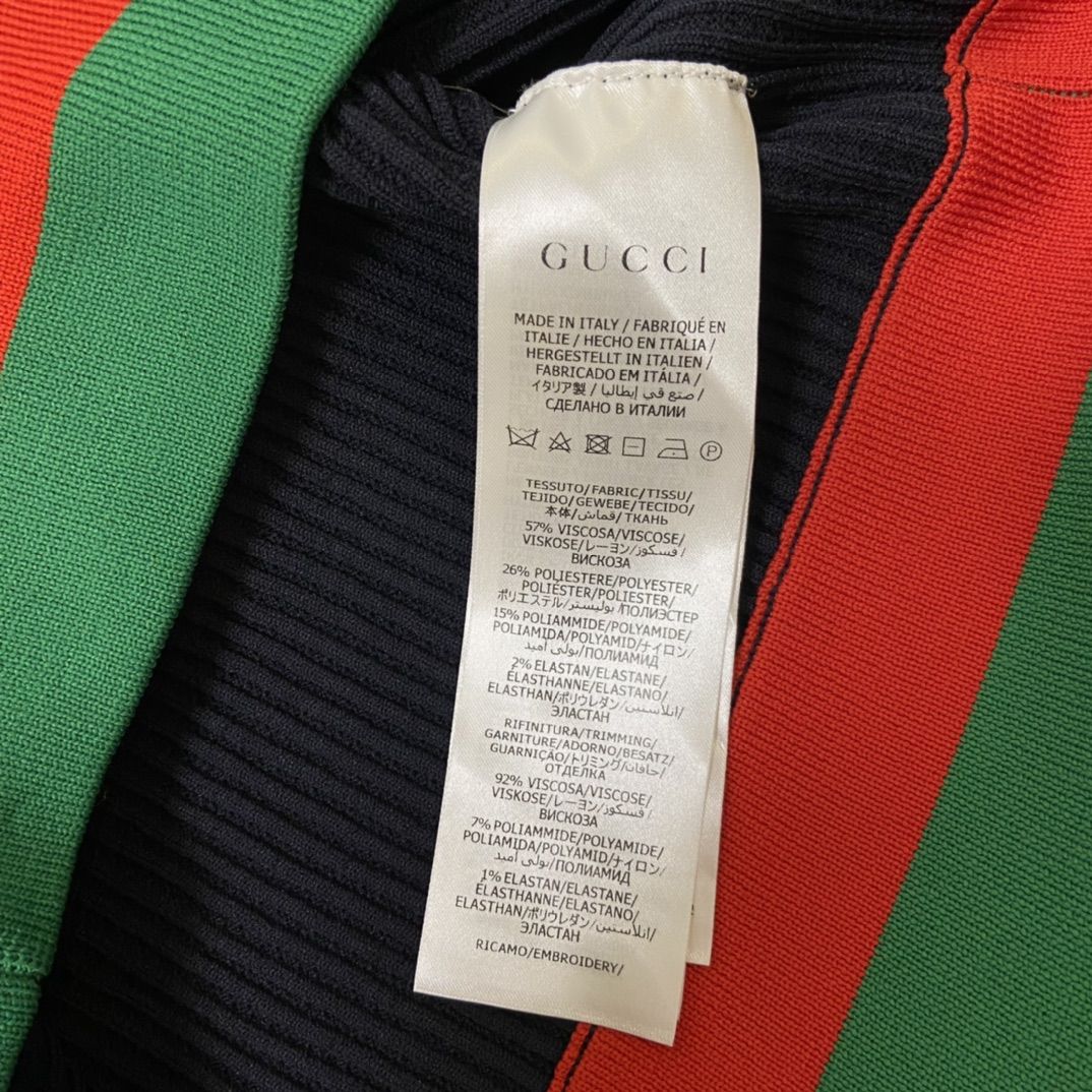 adidas x Gucci古驰联名系列侧边红绿织带双环倒扣提花V领针织开衫毛衣