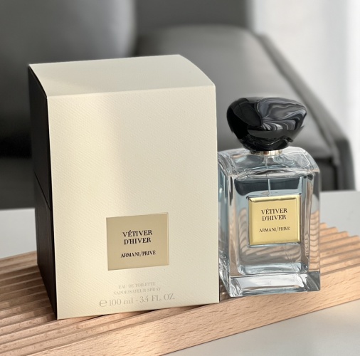 Armani Privé Vetiver d'Hiver Eau de Toilette - 100ml Fragrance 1 Armani Privé Vetiver d'Hiver Eau de Toilette - 100ml Fragrance