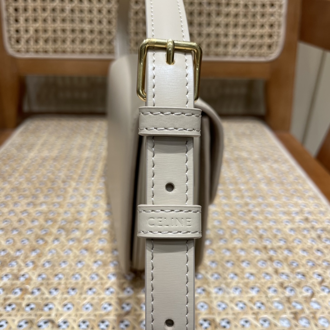 CELINE TEEN TRIOMPHE 18.5CM BAG 188423奶茶色