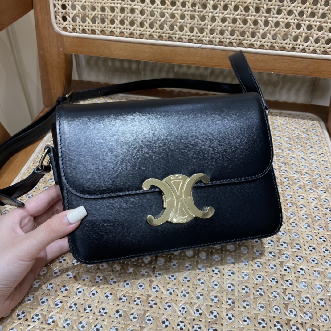 CELINE TEEN TRIOMPHE 18.5CM BAG 188423黑色