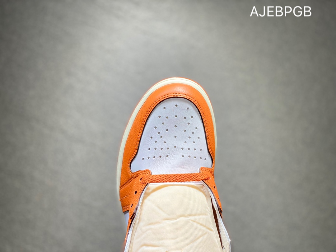 320 Nike AIR JORDAN 1 high AJ1 乔丹高帮篮球鞋 DO9369-101