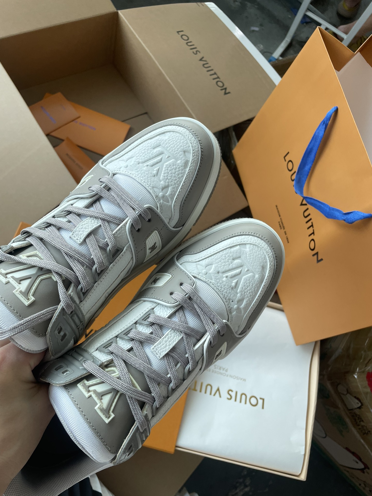 Louis Vuitton lv trainer 水泥灰 trainer 低帮运动鞋