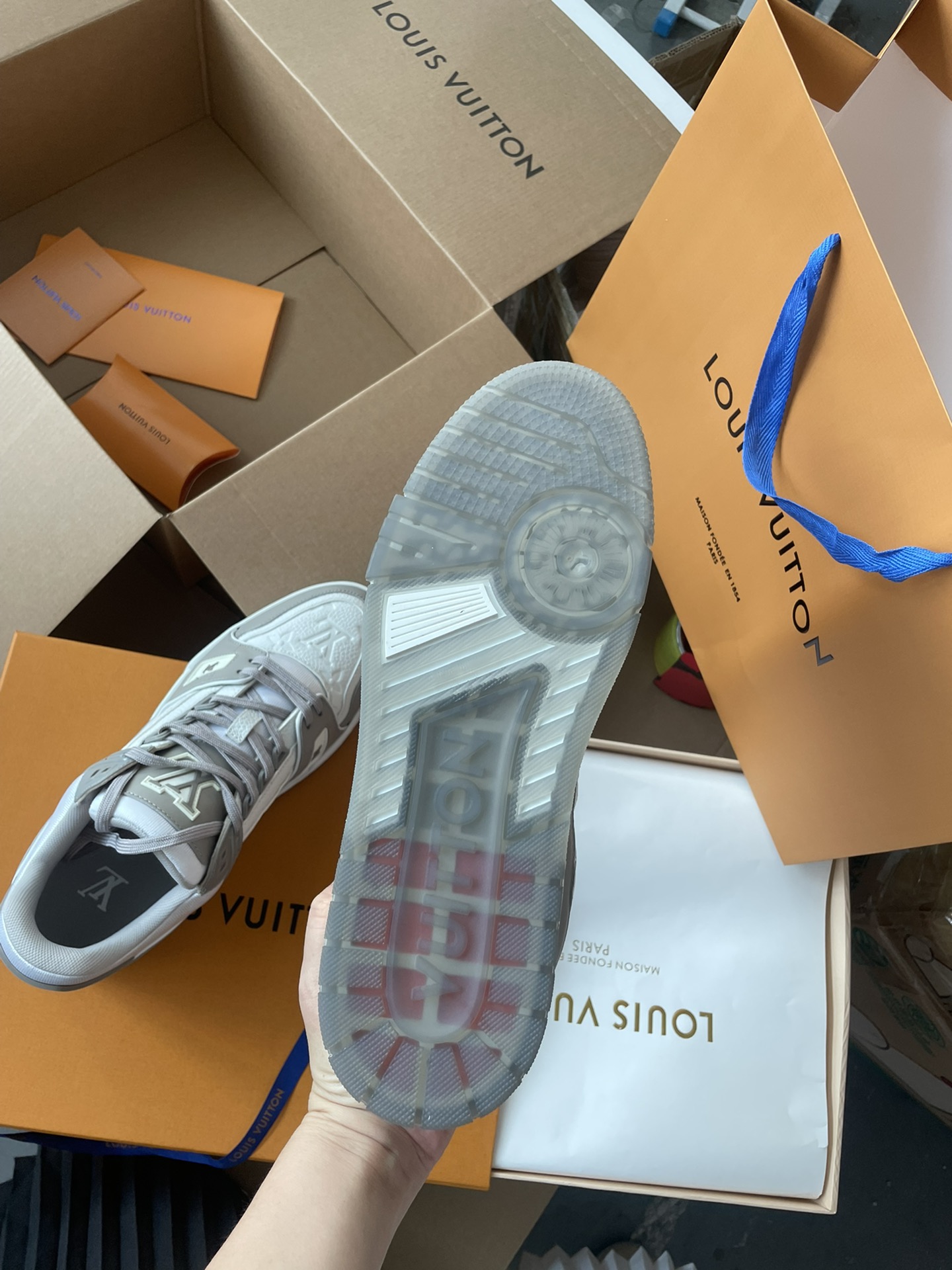 Louis Vuitton lv trainer 水泥灰 trainer 低帮运动鞋