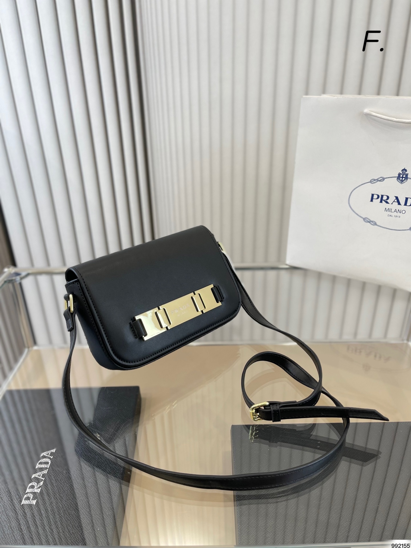 J5 配盒 在加上又A又飒的感觉风格 真的可爱至极 尺寸20.13