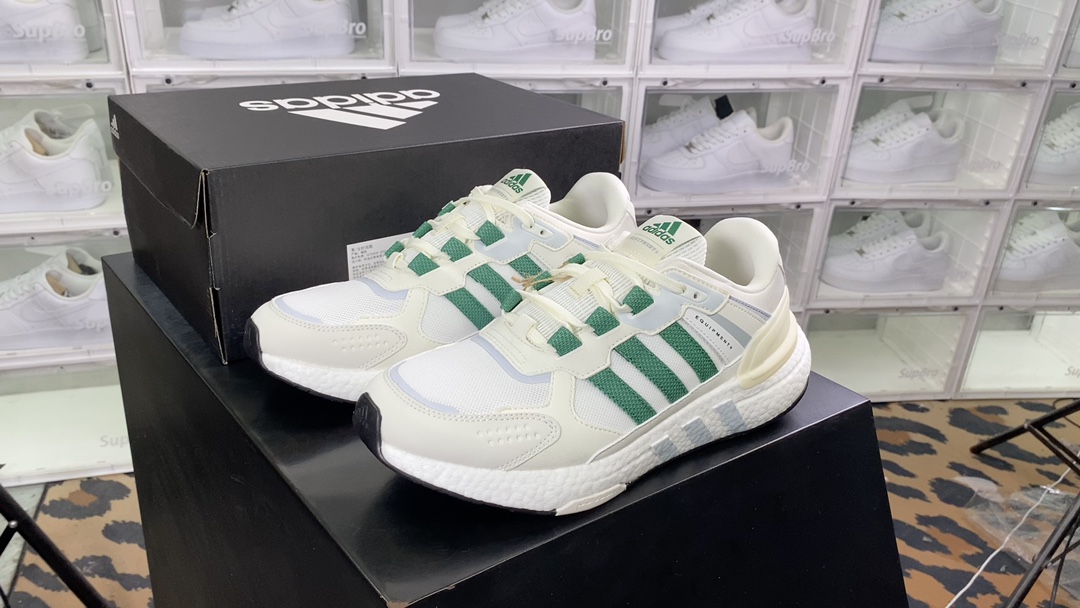 [Adidas Originals Series]Adidas Clover EQUIPMENT Boost EQT 2025 Edition Series
