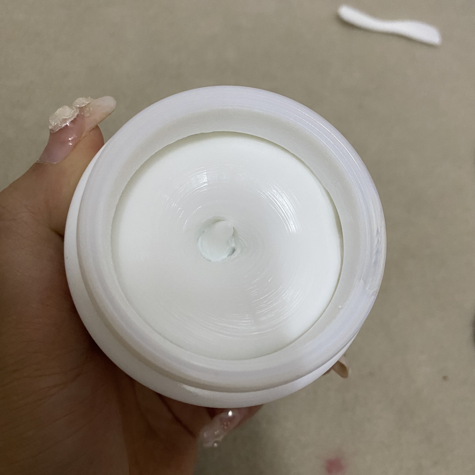 La Mer Moisturizing Cream 3.4 oz (100ml) - Intense Hydration & Renewal 9 a1661842571741 0332
