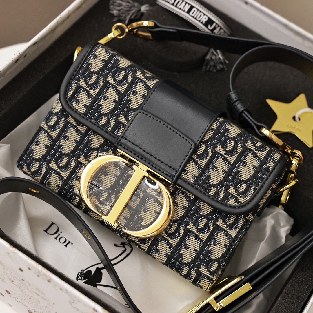 J5   迪奥Box盒子包