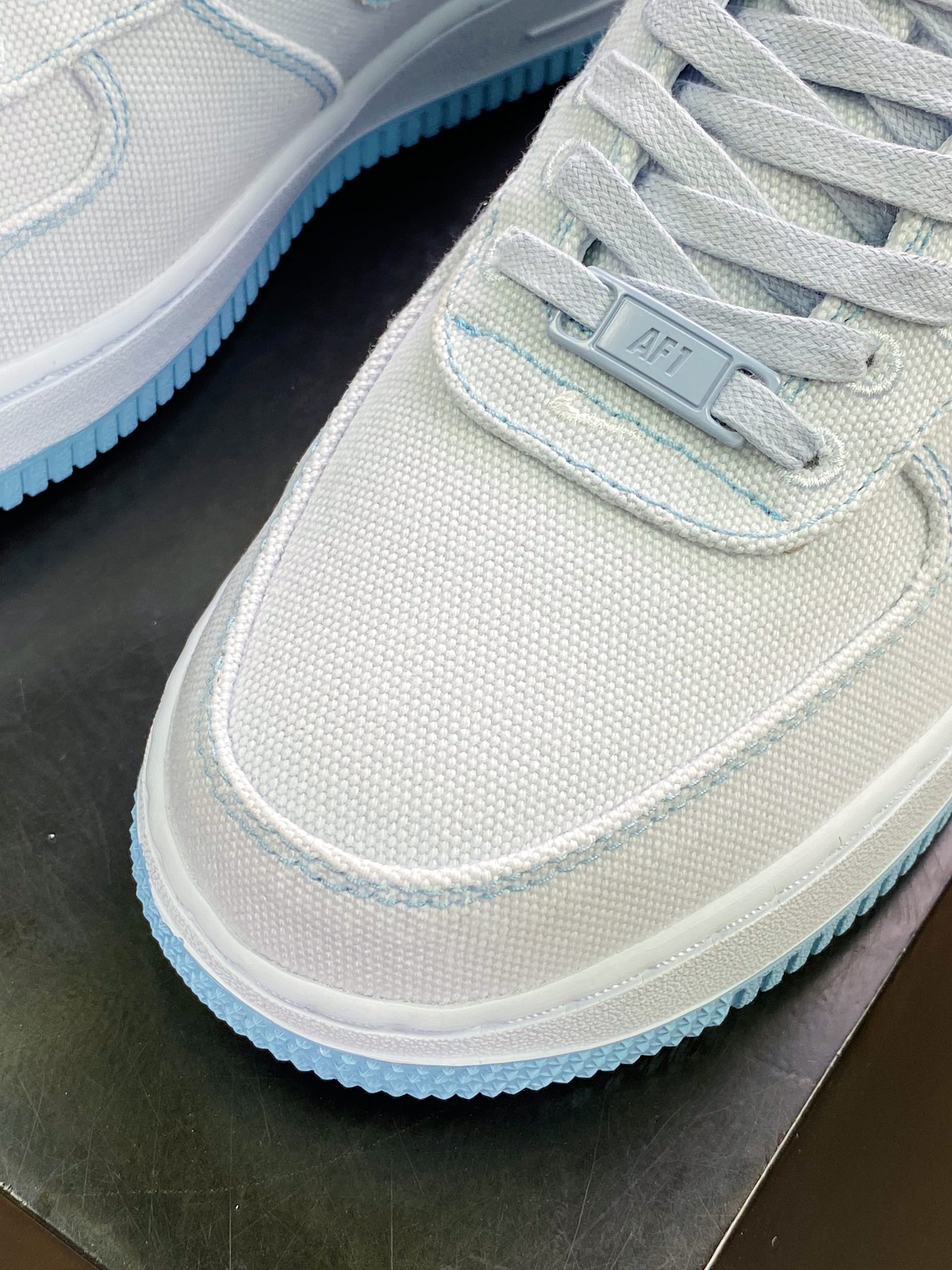 200  Air Force 1’07 Low”Blue Dip Dye”空军一号经典低帮百搭休闲运动板鞋“帆布浅蓝浸染”DQ8233-001