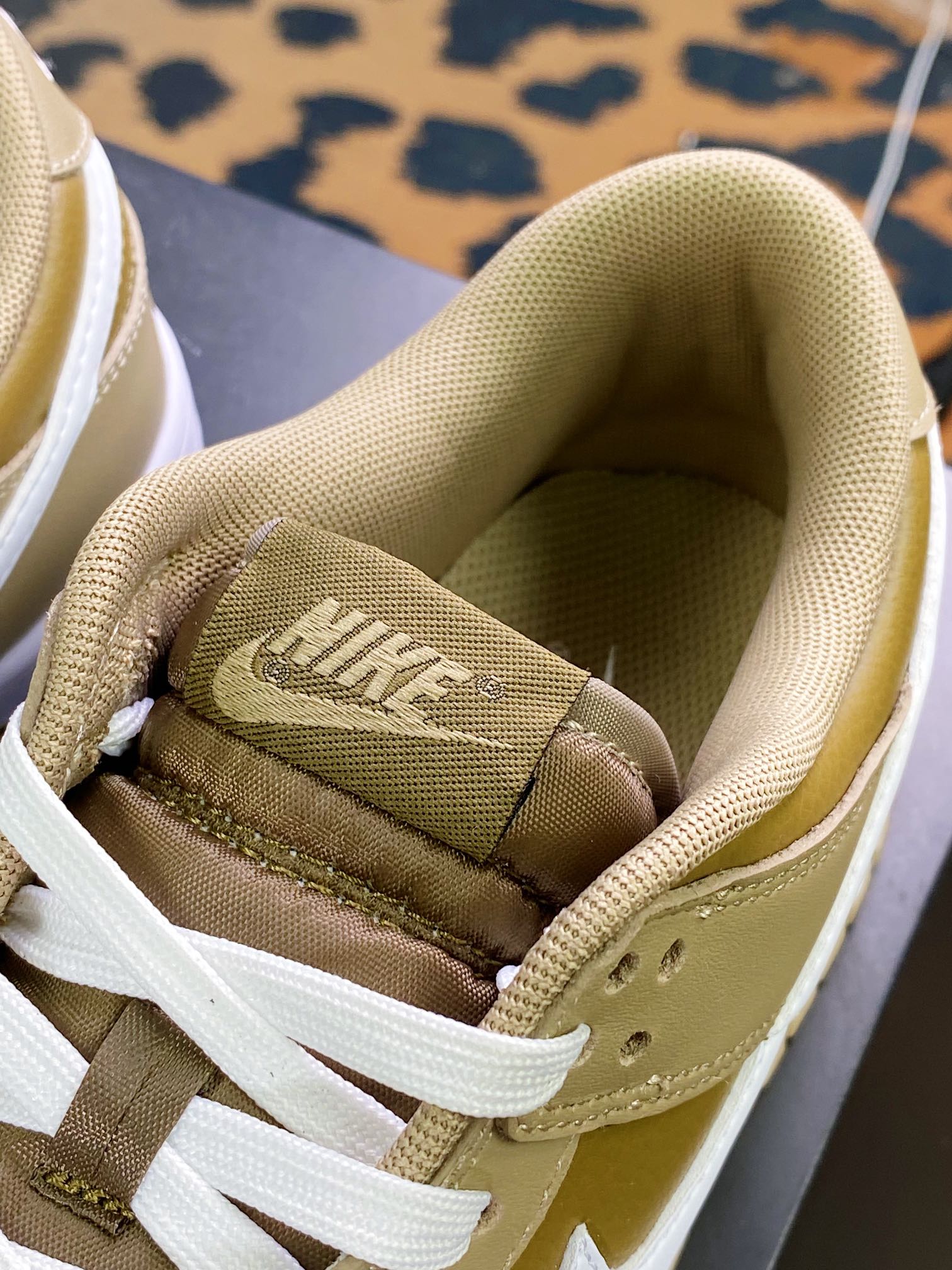 280 SB Dunk Low”Judge Grey”扣篮系列低帮休闲运动滑板板鞋“皮革咖啡摩卡棕白”DJ6188-200