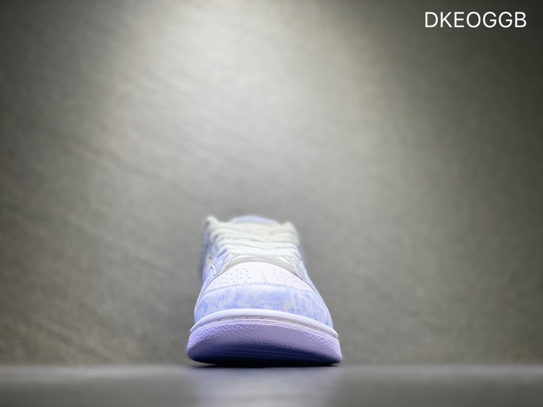 300 NIKE Dunk SB Low 低帮休闲板鞋 DM9467-500