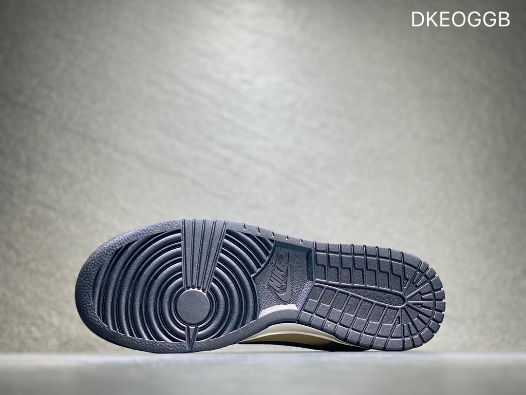 300 NIKE Dunk SB Low 低帮休闲板鞋 DD1503-200