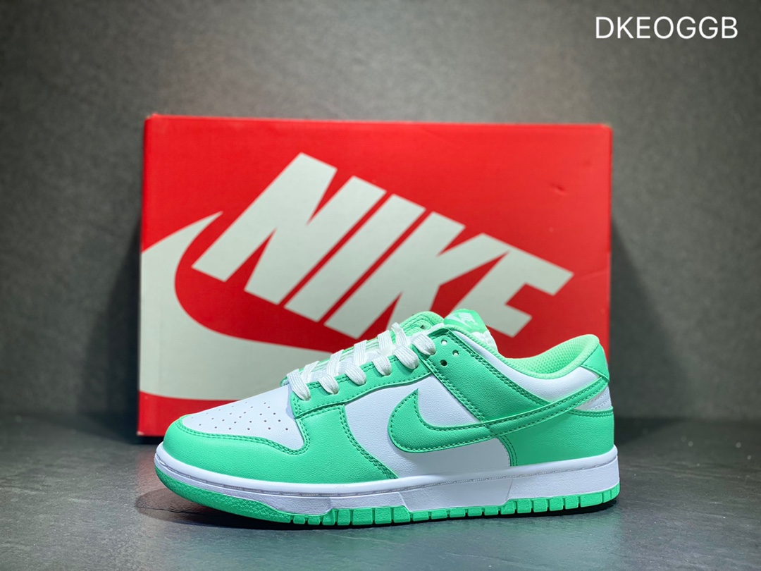 300 NIKE Dunk SB Low 低帮休闲板鞋  DD1503-105
